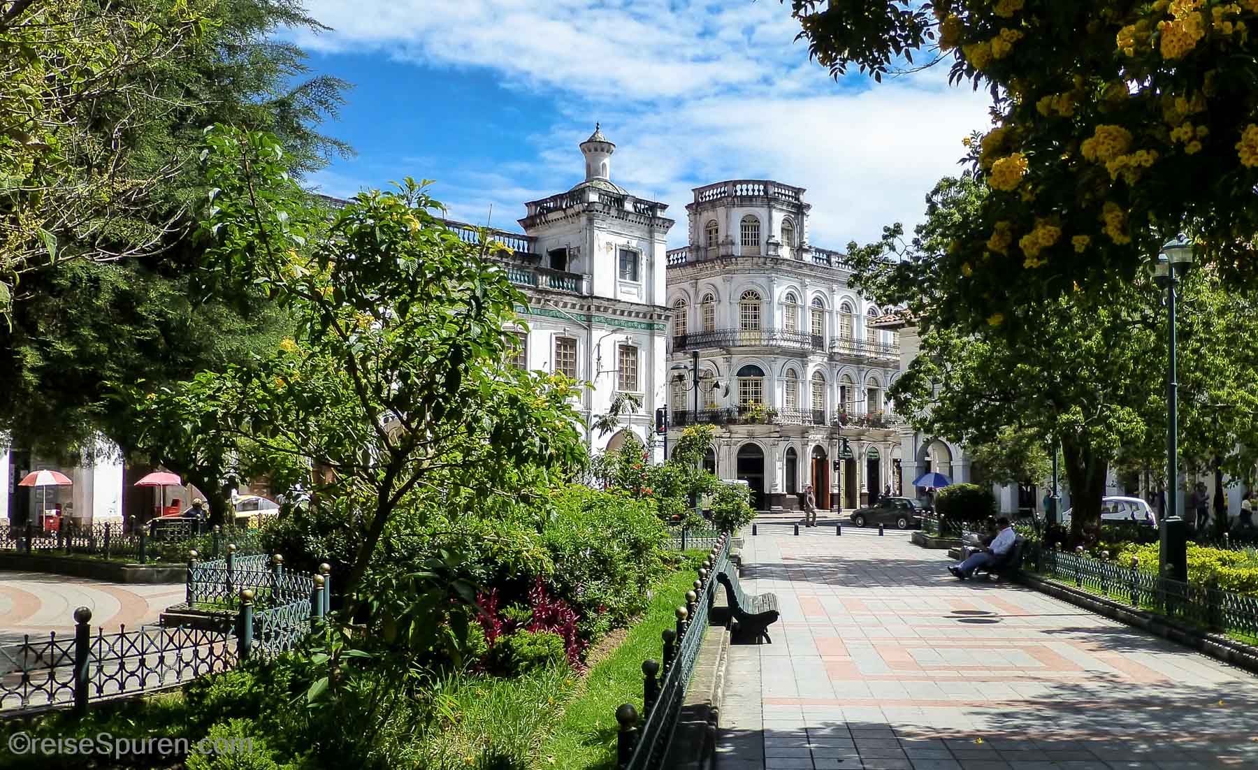 Parque Abdon Calderon